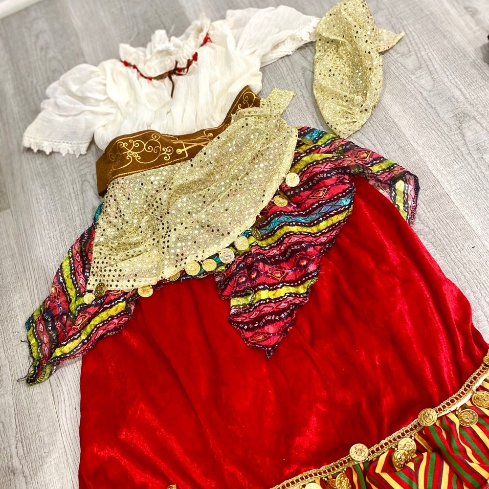 Size small